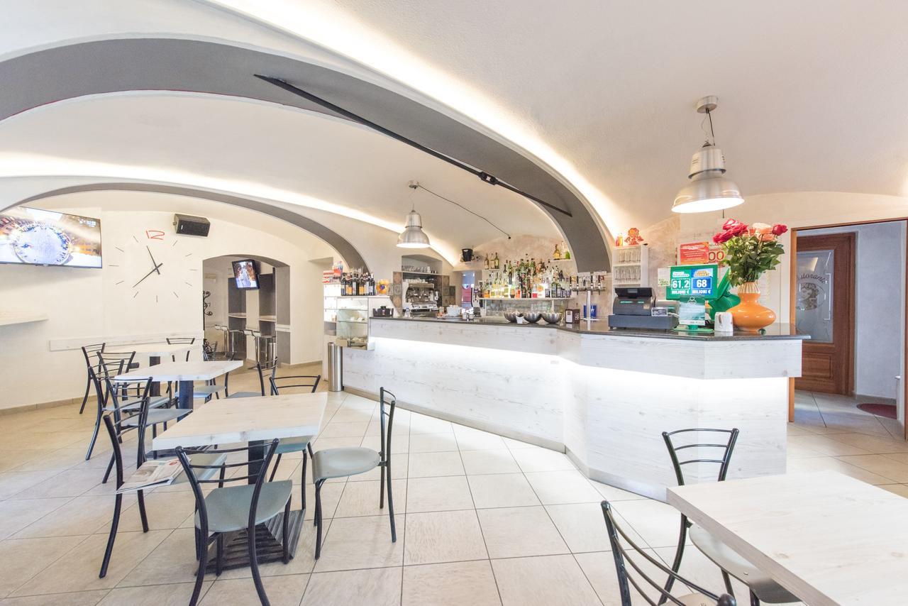Hotel Bacco Beinette ภายนอก รูปภาพ